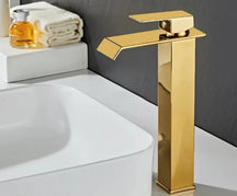 Torneira Premium para Banheiro GoldGeometricLine