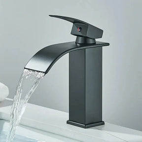 Torneira Premium para Banheiro QuadraTwist